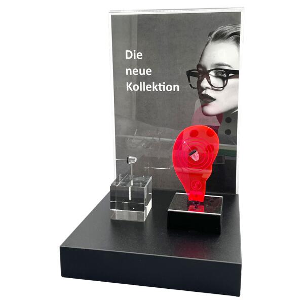 Universal Display A4 hoch